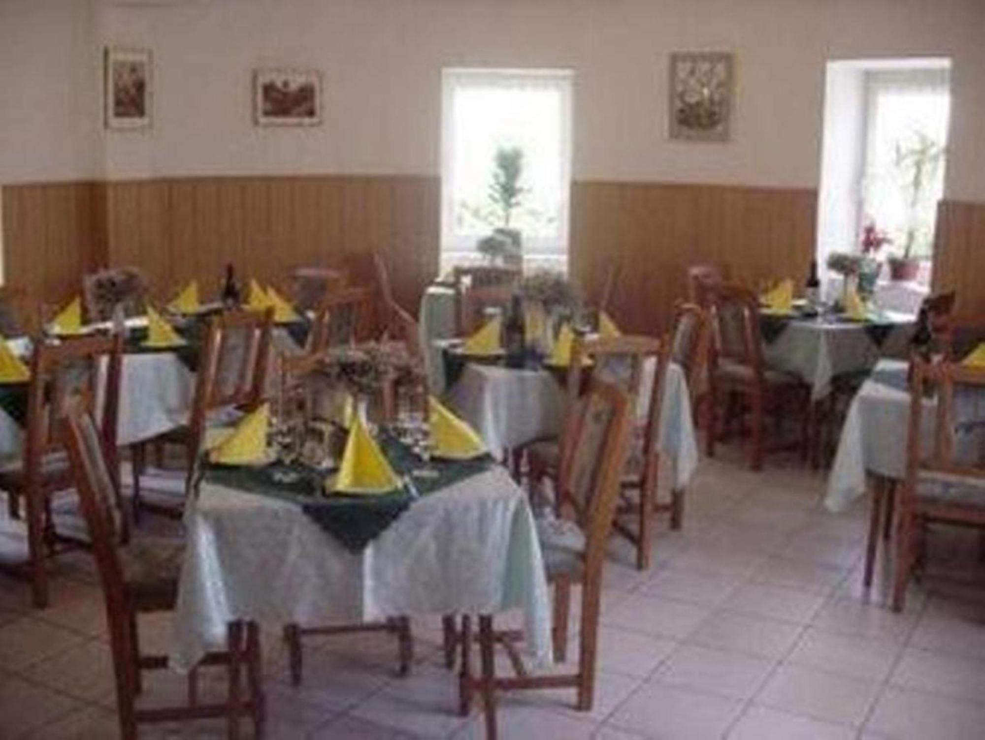 Fuezi Panzio Bed and Breakfast Sopron Buitenkant foto