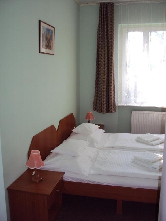 Fuezi Panzio Bed and Breakfast Sopron Kamer foto