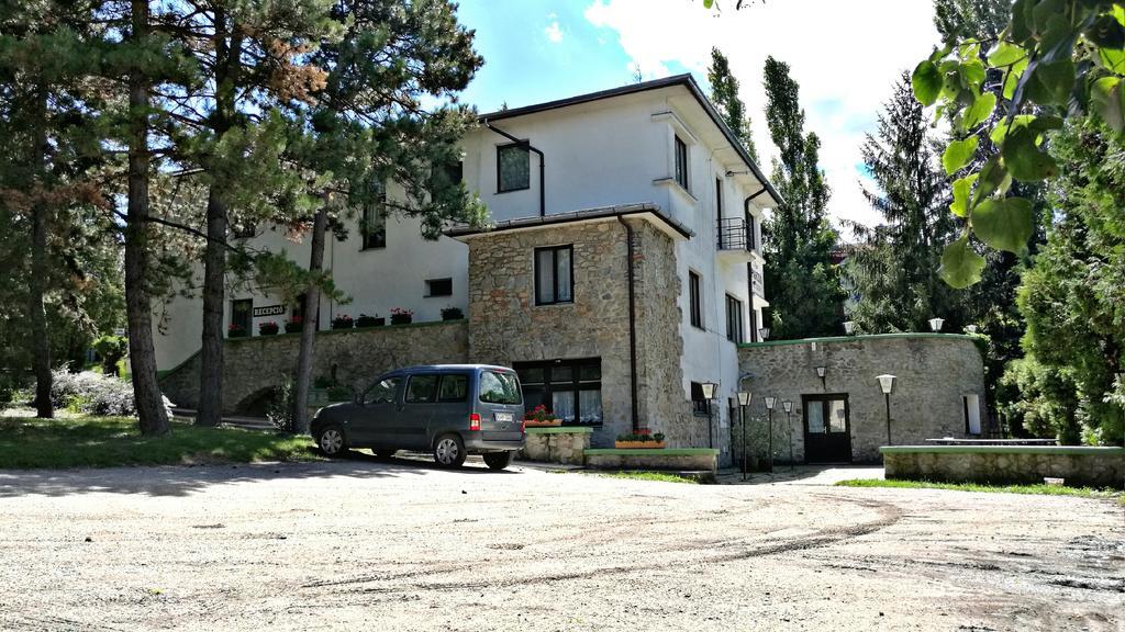Fuezi Panzio Bed and Breakfast Sopron Buitenkant foto
